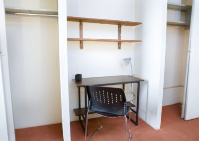 bedroom in columbia student apartments near mizzou